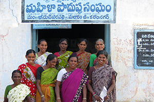 Bridging the “missing middle” between microfinance and SME finance in South Asia