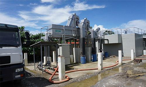 Figure 3. EnviroKonsult septage treatment plant using screw press and sequencing batch reactor technology