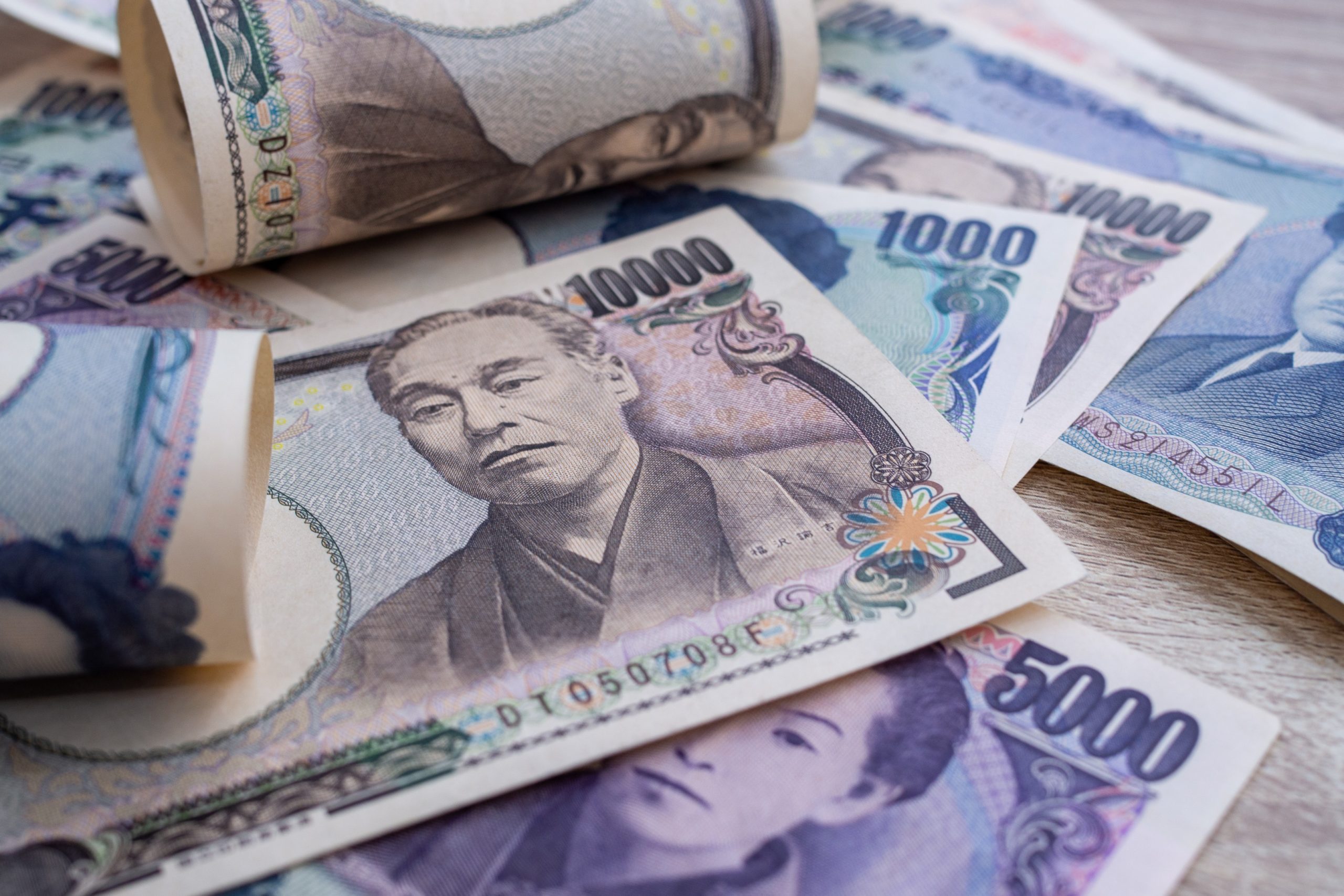 Plunging Yen Hit By Widening Interest Rate Differentials And Rising 